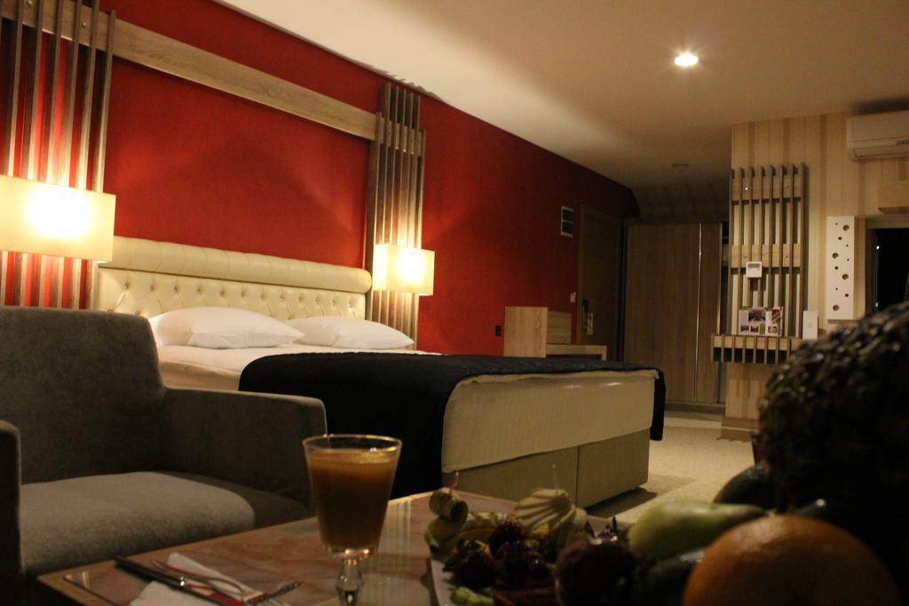 Neba Royal Hotel ซัมซุน ภายนอก รูปภาพ