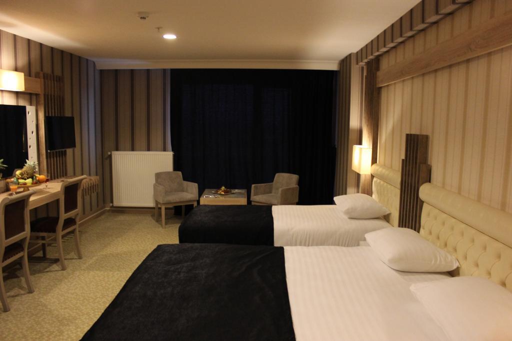 Neba Royal Hotel ซัมซุน ภายนอก รูปภาพ