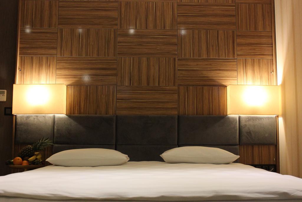 Neba Royal Hotel ซัมซุน ภายนอก รูปภาพ